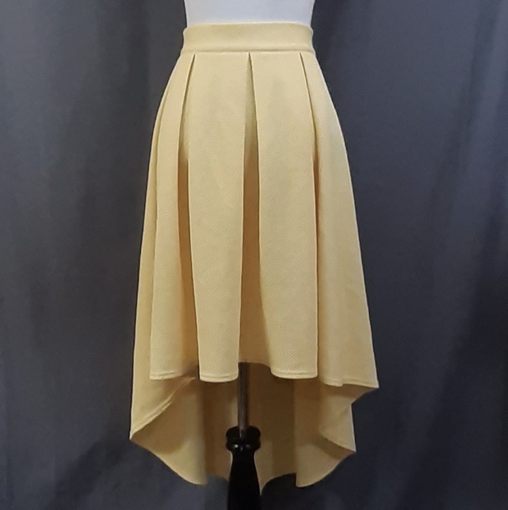 She + Sky Hi Low Yellow Skirt Size S